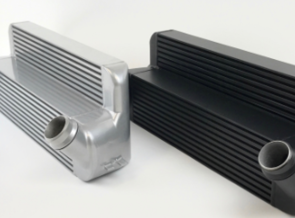 CSF 15-18 BMW M2 (F30/F32/F22/F87) N55 High Performance Stepped Core Bar/Plate Intercooler - Black