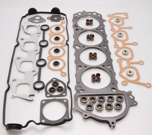 Cometic Street Pro Nissan 1995-98 KA24DE 2.4L 240SX 90mm Bore Top End Kit