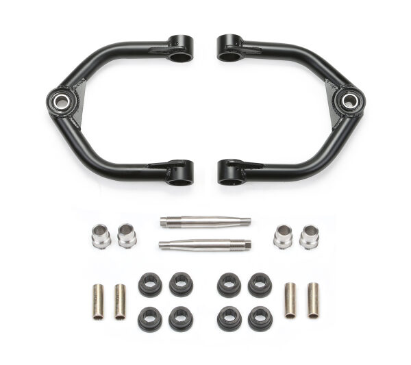 Fabtech 16-18 Nissan Titan XD 4WD 0in/6in Uniball Upper Control Arm Kit