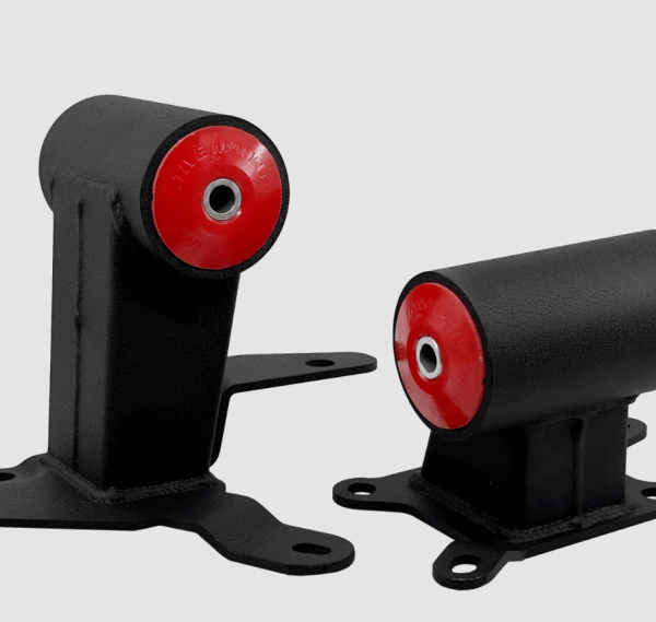 Innovative Mounts 07-11 Jeep Wrangler JK/JKU Polyurethane Engine Mount Kit - 95A Bushings