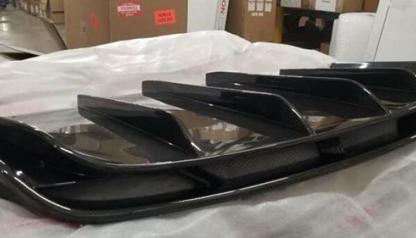 VR Aero 13-17 SRT Viper Carbon Fiber Aggressive Style Rear Diffuser