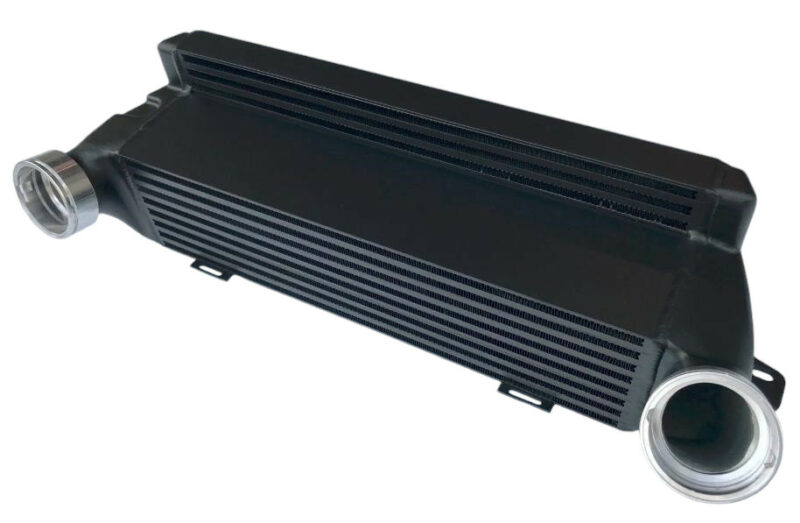 Untd. Performance Intercooler - BMW E90 335D