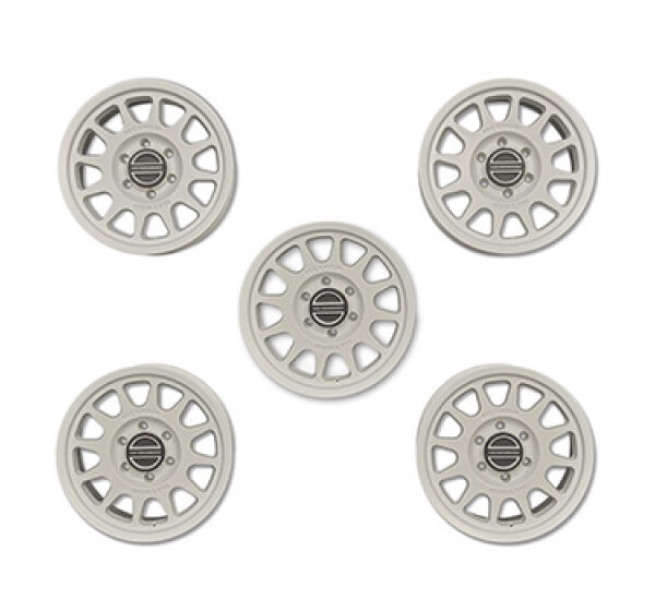 Ford Racing Bronco 17x8.5in Method Wheel & Center Cap - White