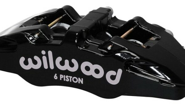 Wilwood Caliper-Forged Dynapro 6 5.25in Mount-R/H 1.62/1.38in/1.38in Pistons 1.10in Disc