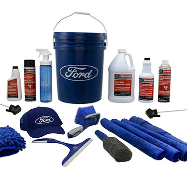 Ford Racing Ford Total Care Cleaning Kit (Aerosol)