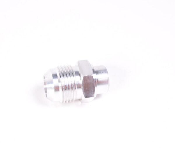 Radium Engineering 10AN PCV Valve Cover Adapter - EVO 8 / 9