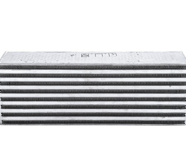 Garrett Air / Air Intercooler CAC (18.00in x 6.40in x 3.00in) - 310 HP