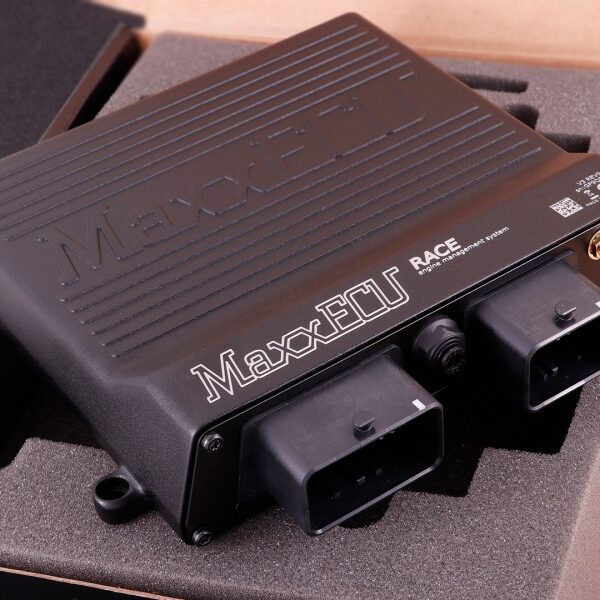MaxxECU RACE unit with no accessories in box 1816